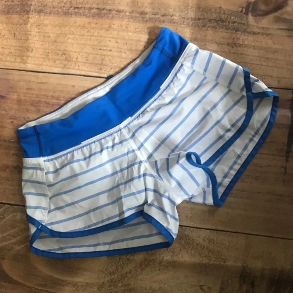 Lululemon Speed Shorts - Picture 3 of 4